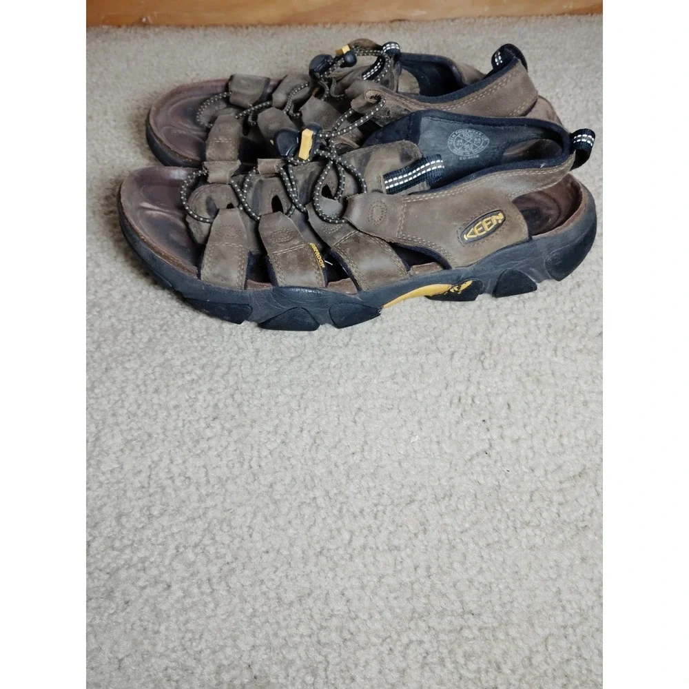 KEEN Daytona II Leather Fisherman Sandals Brown Men's 10.5 Comfort Outdoor Beach